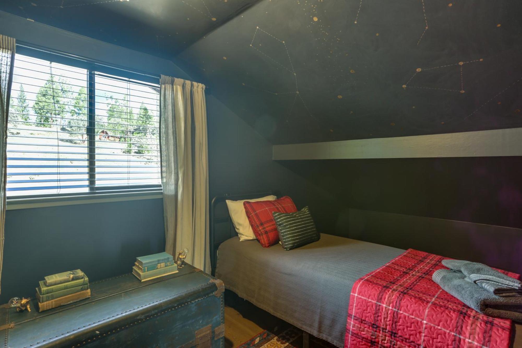 Pet-Friendly Escape With Game Room And Fire Pit! North Fork Eksteriør billede